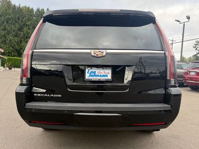 Used 2018 Cadillac Escalade ESV Premium Luxury