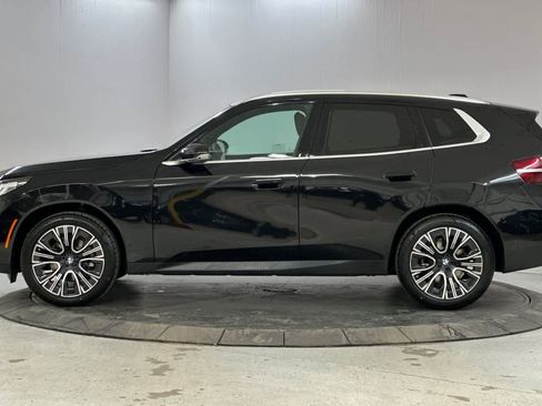 Used 2025 BMW X3 xDrive30i w/ Premium Package image 5
