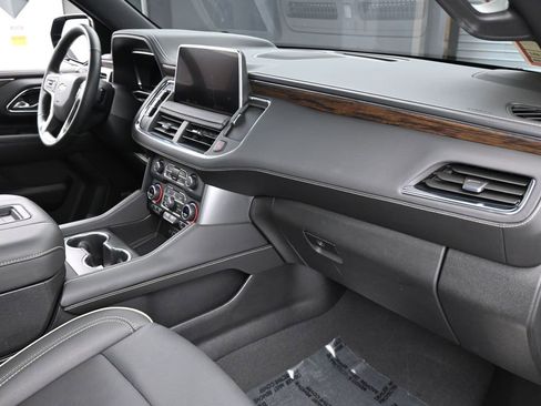 Used 2024 Chevrolet Tahoe Premier w/ Premium Package image 51