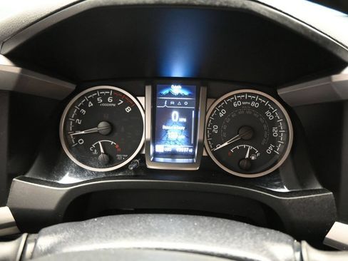 Used 2021 Toyota Tacoma SR5 w/ Technology Package AWD/4WD image 15
