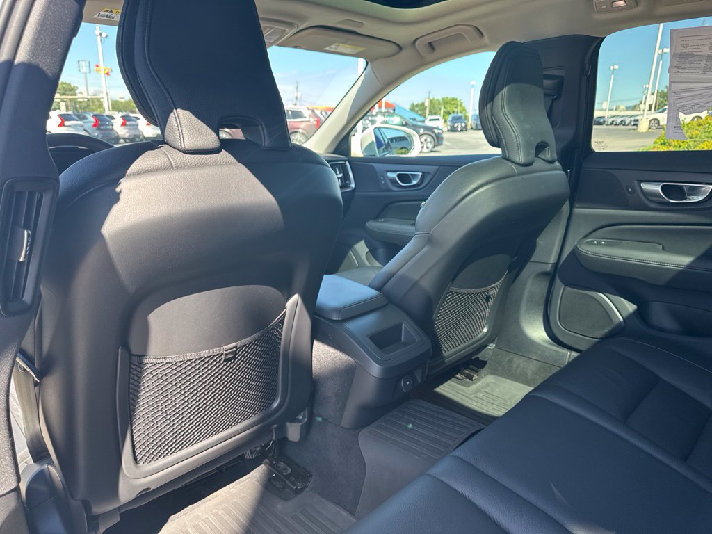 Used 2024 Volvo V60 B5 Cross Country Plus w/ Protection Package Premier AWD/4WD image 41