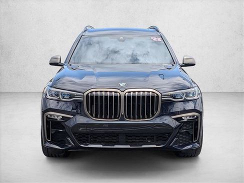 Used 2022 BMW X7 M50i w/ Executive Package AWD/4WD image 2