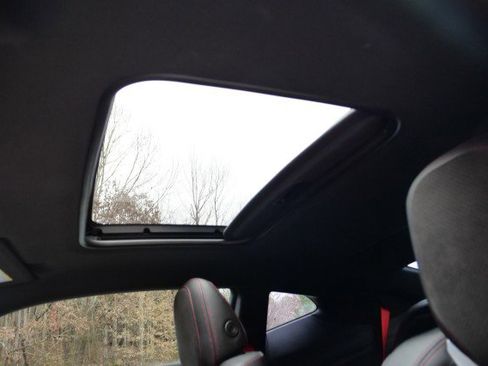 Used 2021 Chevrolet Camaro ZL1 image 24