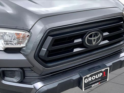 Used 2021 Toyota Tacoma SR w/ SR Convenience Package RWD image 29