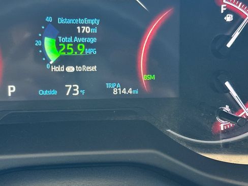 Certified 2024 Toyota RAV4 XLE FWD image 31