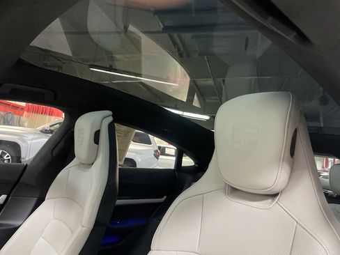 Used 2021 Porsche Taycan Turbo image 28