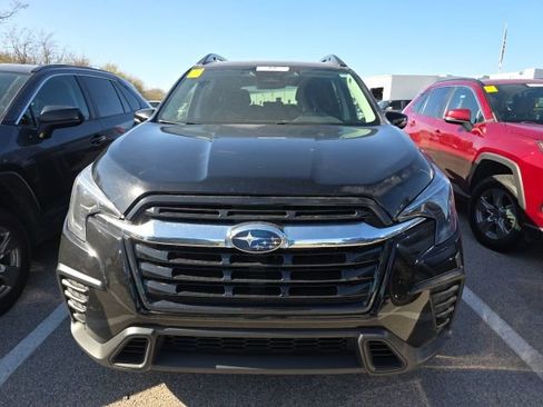 Used 2023 Subaru Ascent Premium w/ Convenience Package image 8