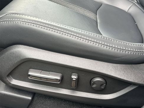 Used 2026 Honda Pilot EX-L image 13