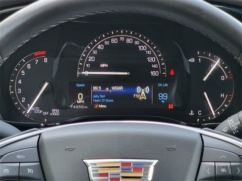 Used 2018 Cadillac XT5 Luxury image 35