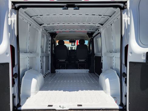 New 2026 RAM ProMaster 1500 FWD image 18
