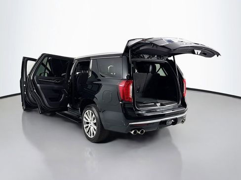 Used 2022 GMC Yukon Denali image 30