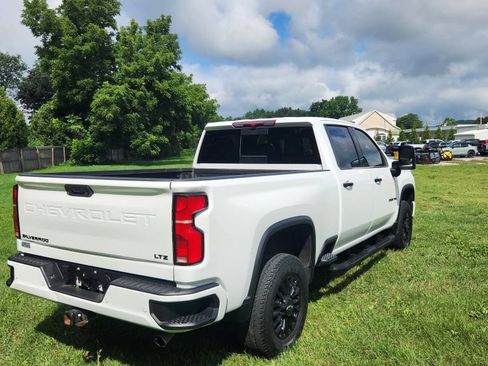 Used 2024 Chevrolet Silverado 2500 LTZ w/ LTZ Plus Package AWD/4WD image 10