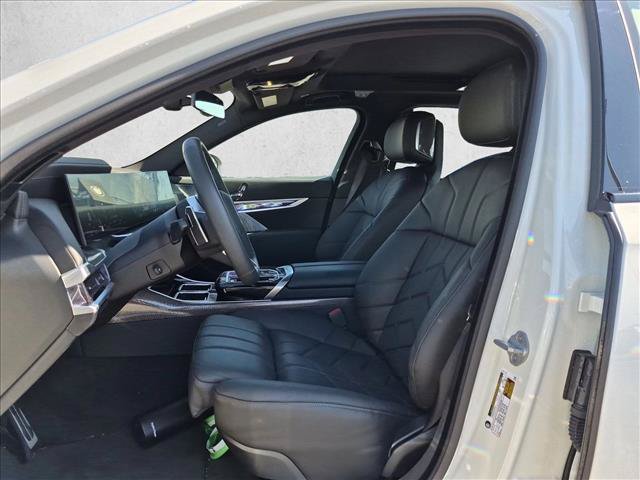 Used 2026 BMW 740i RWD image 4