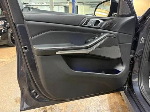 Used 2020 BMW X5 M50i w/ Executive Package AWD/4WD image 26