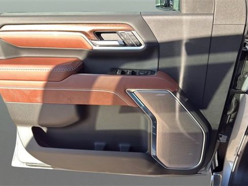 New 2026 GMC Sierra 2500 Denali Ultimate image 28