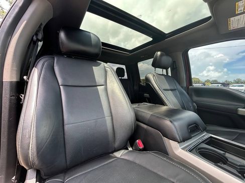Used 2017 Ford F250 Lariat w/ Lariat Ultimate Package AWD/4WD image 31
