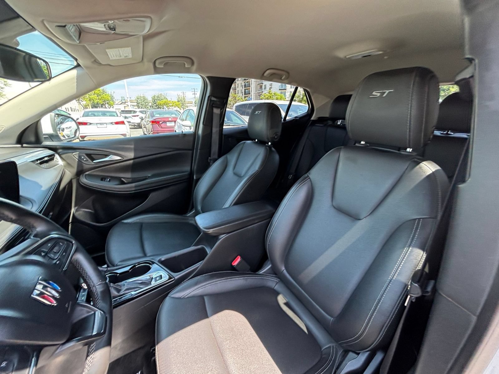 Used 2024 Buick Encore GX Sport Touring AWD/4WD image 68