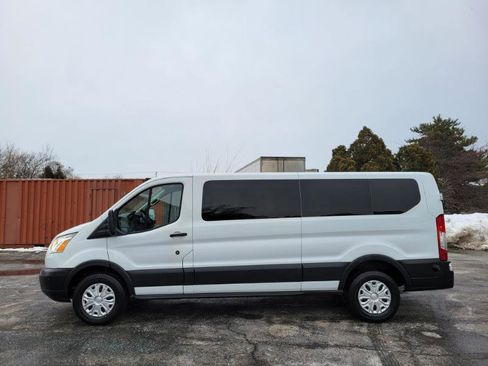 Used 2016 Ford Transit 350 XLT image 33