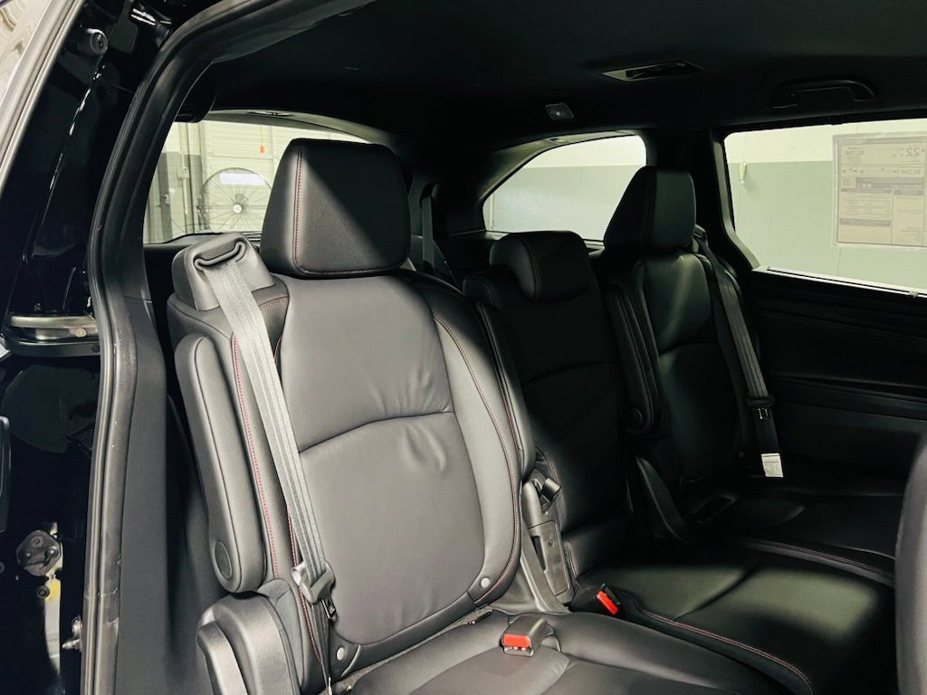 New 2026 Honda Odyssey Sport-L image 28