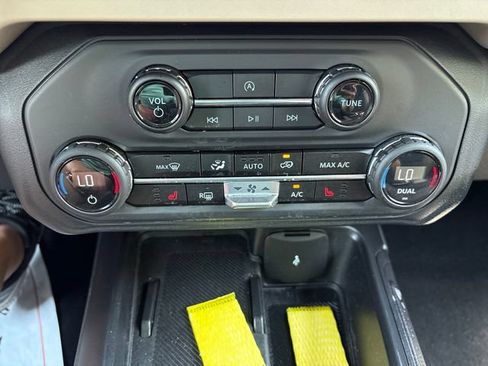 Used 2025 Ford Bronco Big Bend AWD/4WD image 16