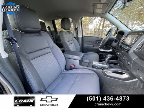 Used 2024 Nissan Frontier SV image 29