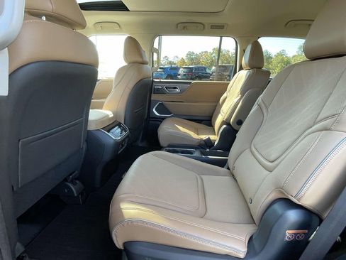 New 2026 INFINITI QX80 Luxe w/ Cargo Package image 12