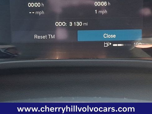 Certified 2025 Volvo XC40 B5 Core w/ Protection Package Premier image 22