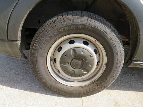 Used 2017 Ford Transit 250 130 Low Roof image 29