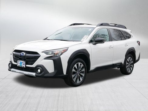Certified 2023 Subaru Outback Limited XT AWD/4WD image 3
