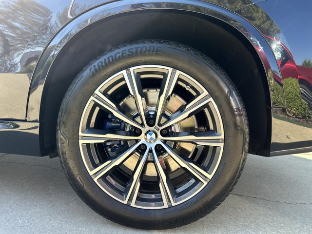 Used 2021 BMW X5 M50i w/ Executive Package AWD/4WD image 26