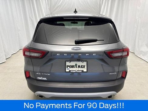 Certified 2024 Ford Escape Active AWD/4WD image 4