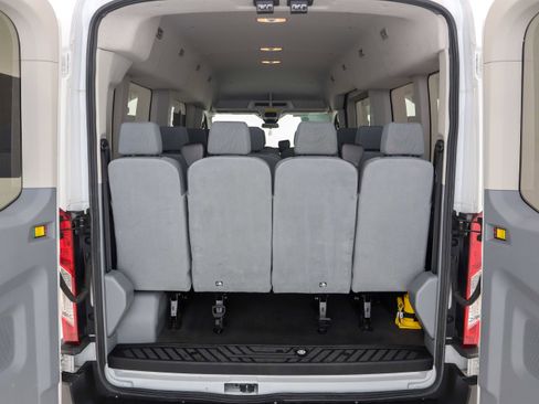 Used 2019 Ford Transit 350 XLT image 11