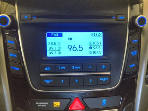 Used 2014 Hyundai Elantra GT FWD image 25
