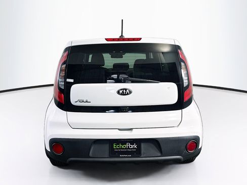 Used 2017 Kia Soul w/ Convenience Package FWD image 7