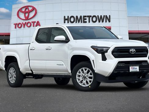 New 2026 Toyota Tacoma SR5 image 2