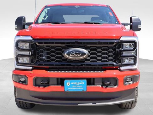 New 2026 Ford F250 XLT w/ XLT Premium Package image 8