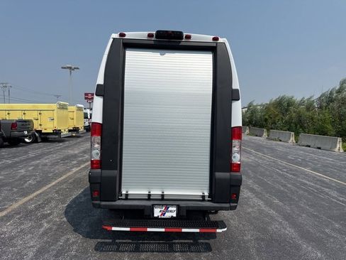 Used 2024 RAM ProMaster 3500 w/ Delivery Van Package image 5