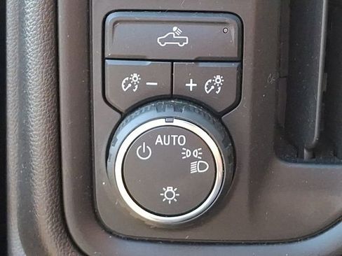 Used 2025 Chevrolet Silverado 2500 Custom AWD/4WD image 23