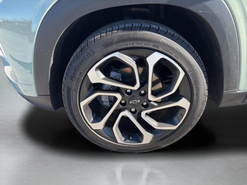 Used 2024 Chevrolet Trax RS w/ Driver Confidence Package image 36