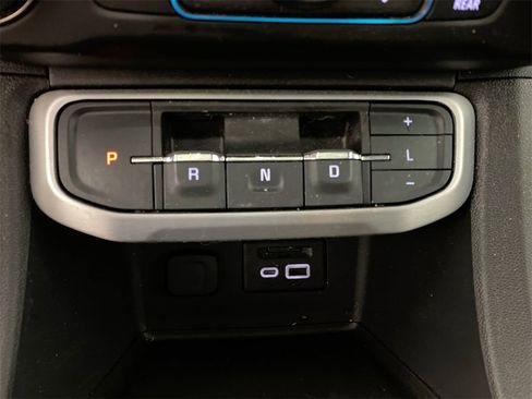 Used 2023 GMC Acadia SLT w/ LPO, Floor Liner Package image 20