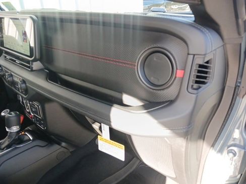 New 2026 Jeep Wrangler Unlimited Rubicon image 38