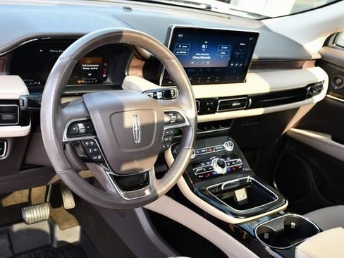 Used 2023 Lincoln Nautilus Reserve w/ Equipment Group 201A AWD/4WD image 16