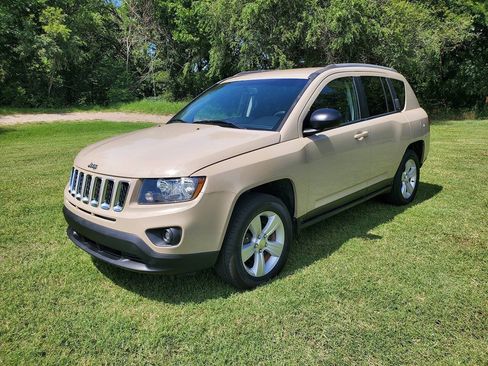 Used 2017 Jeep Compass Sport w/ Power Value Group AWD/4WD image 1