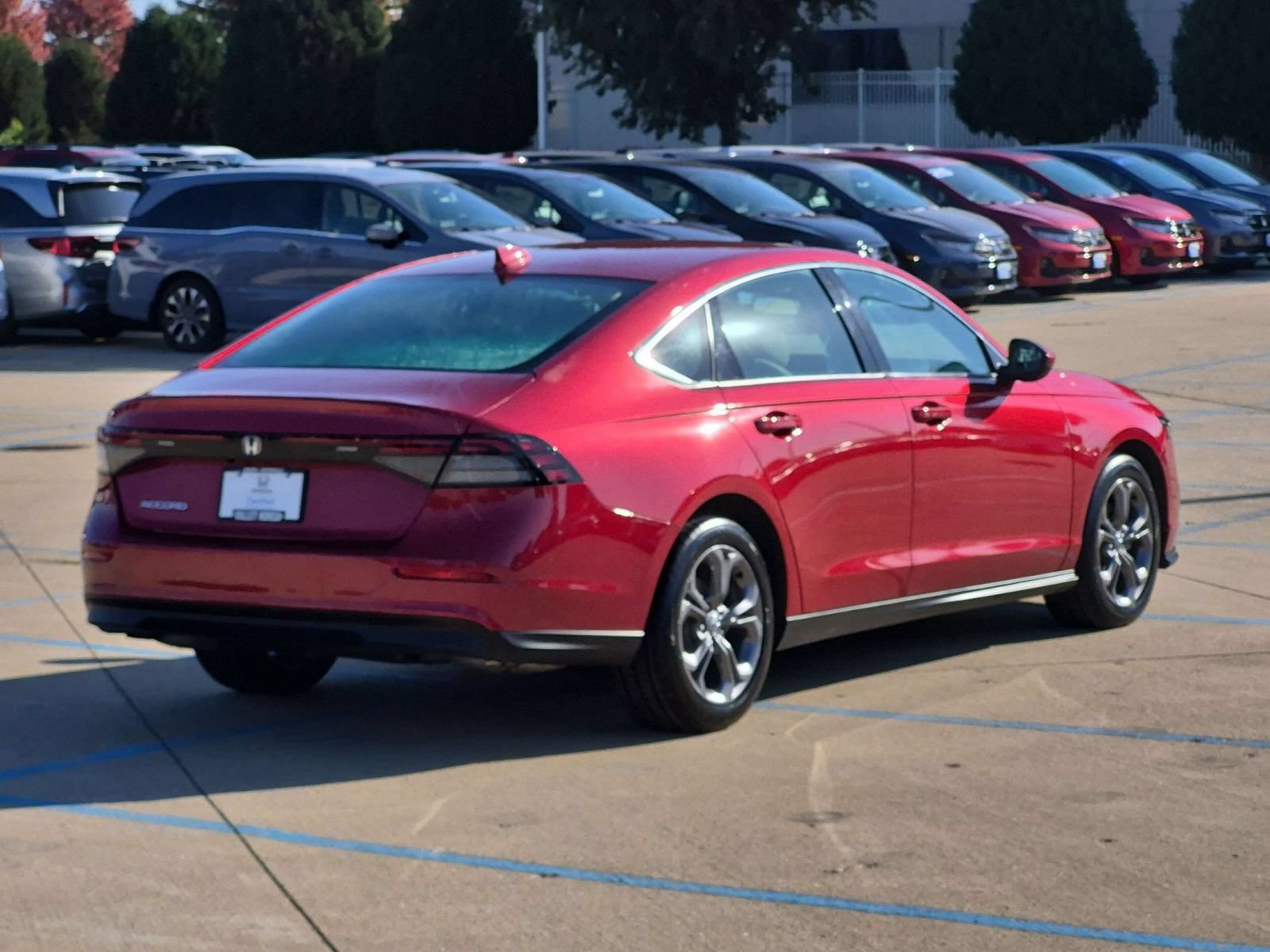 Used 2024 Honda Accord EX image 6