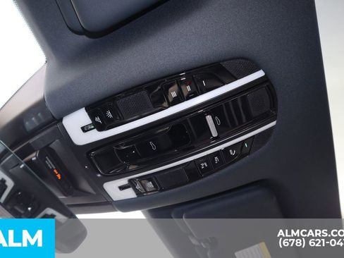 Used 2023 Porsche Cayenne S Platinum w/ Assistance Package image 36