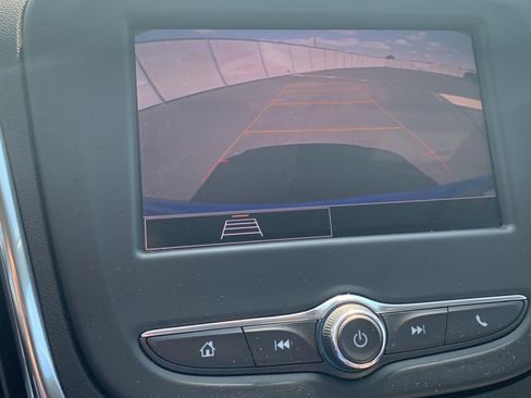 Used 2024 Chevrolet Equinox LS w/ LS Convenience Package FWD image 18