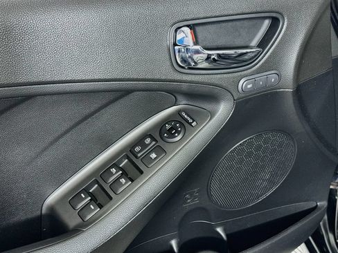 Used 2016 Kia Forte SX w/ SX Premium Technology Package FWD image 18