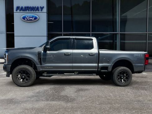 Used 2025 Ford F350 Lariat w/ Lariat Ultimate Package AWD/4WD image 8