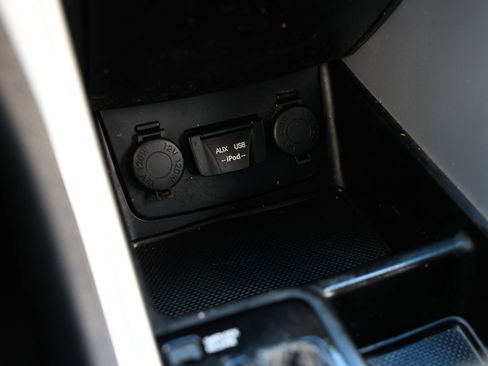 Used 2013 Hyundai Sonata SE w/ Navigation & Sunroof Pkg image 40