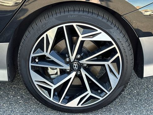 Used 2023 Hyundai Ioniq 6 SEL RWD image 4